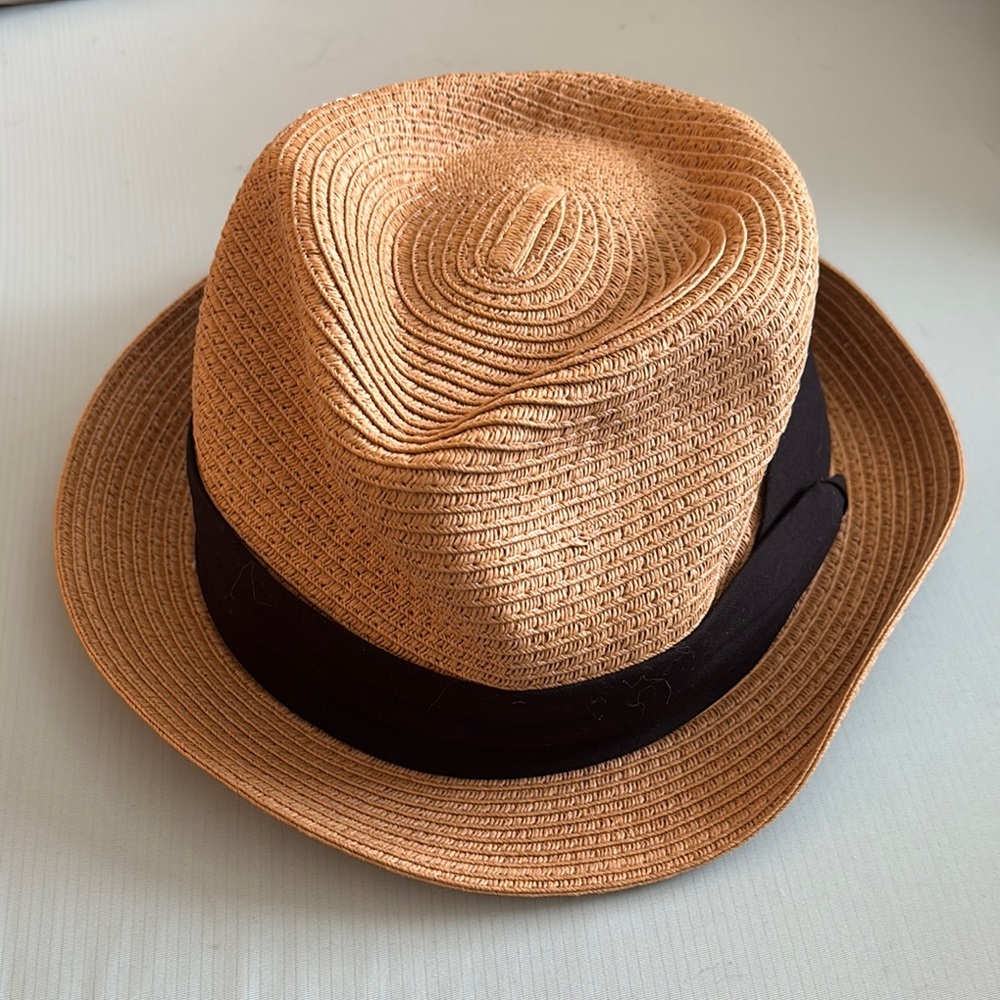Stylish Tan Fedora with Black Band